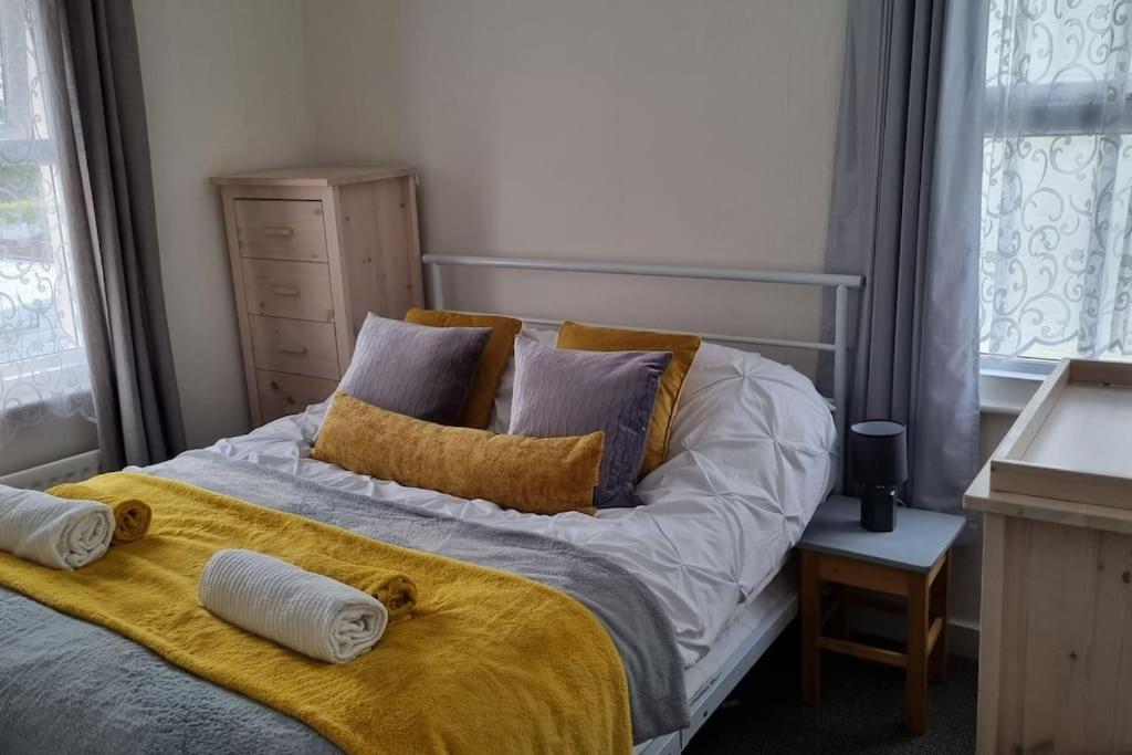 فيلا Entire House With Garden & Parking Nr Ashford Int المظهر الخارجي الصورة