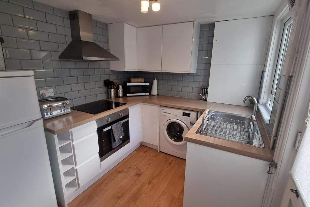 فيلا Entire House With Garden & Parking Nr Ashford Int المظهر الخارجي الصورة