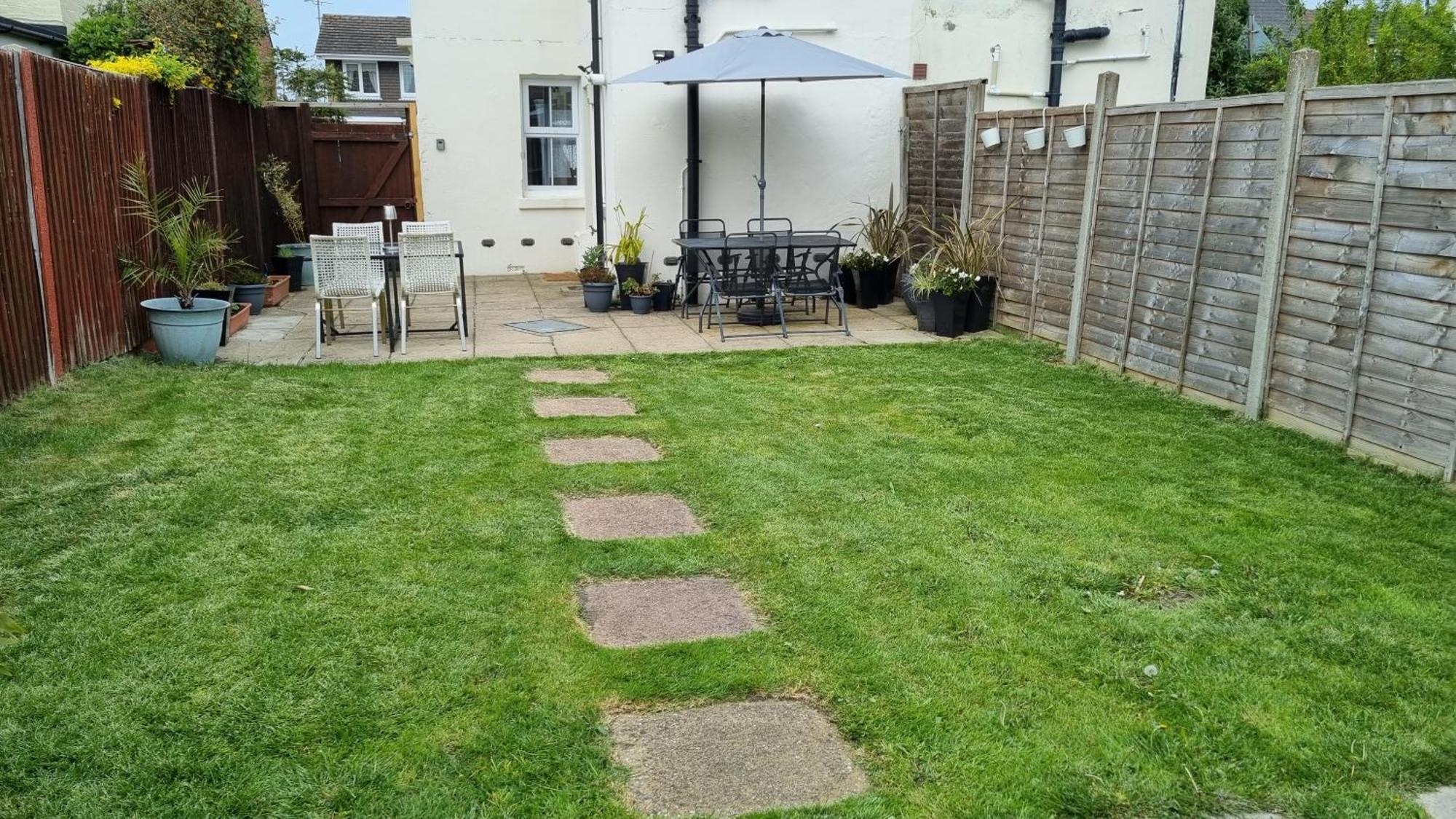 فيلا Entire House With Garden & Parking Nr Ashford Int المظهر الخارجي الصورة